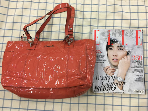 885135718255 蔻驰COACH女款浅红时尚手袋（脏污、染色） 商品图2