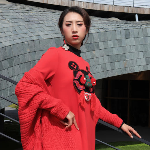 朱红净兮针织外套 |  杨丽萍经典款 | 红色显气色 蓝色日常休闲 商品图3
