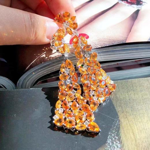 「帆」芬达石耳环 33.72克拉芬达石，0.622克拉钻石，20.16克18k白金 商品图1