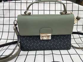 6924621641654Why 同款时尚牛皮配印花精致斜挎手提包女包长宽高21*5*15cm【轻微划痕】