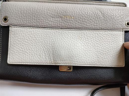 8034022058949  FURLA  LIKE 新款女包优雅拼接迷你斜挎包  规格：20*13*5 CM【金属花，微皱等】 商品图3