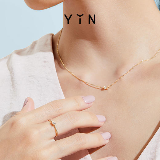 「熠」光芒系列 经典圆钻戒指 商品图9