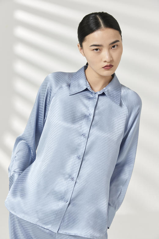 真丝插肩袖提花衬衫 SJS94W032W 商品图0