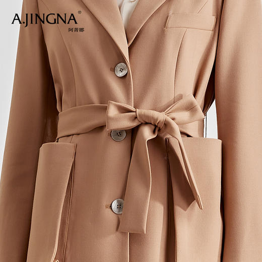 【特价款不退不换】阿菁娜经典款西服平驳领气质女士可调节腰带西装A27C108023 商品图3