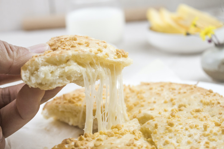 每一口都是满满的芝士,芝士含量超过40%极具拉丝感,治愈系美食