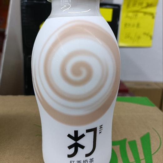 农夫山泉红茶奶茶300ml 商品图0