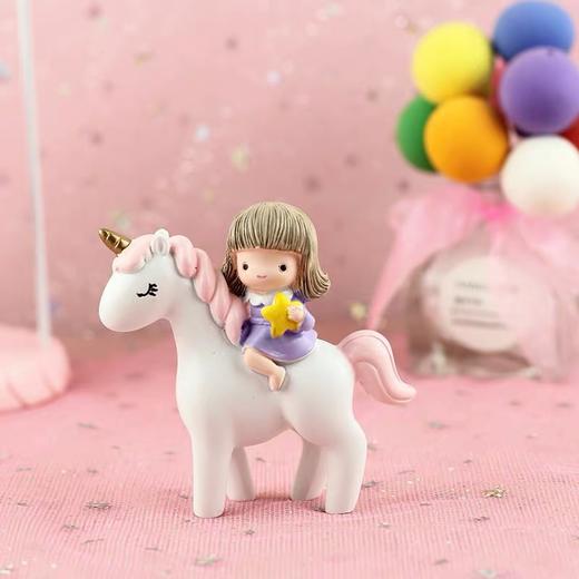 骑马女孩紫衣 商品图0