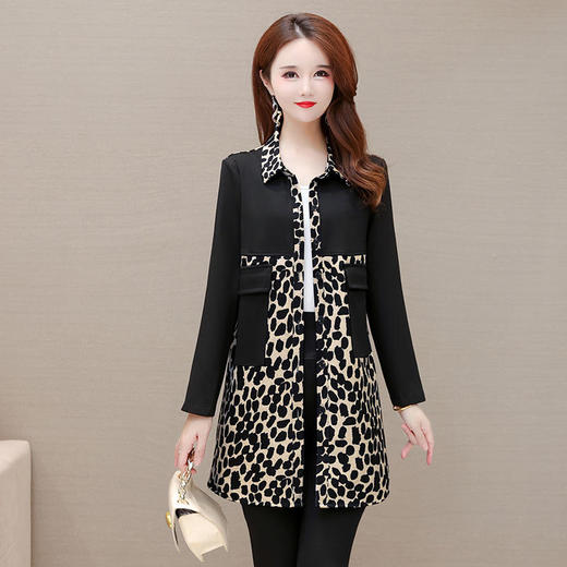 WE AW2216时尚印花风衣外套大码气质优雅大衣 商品图3