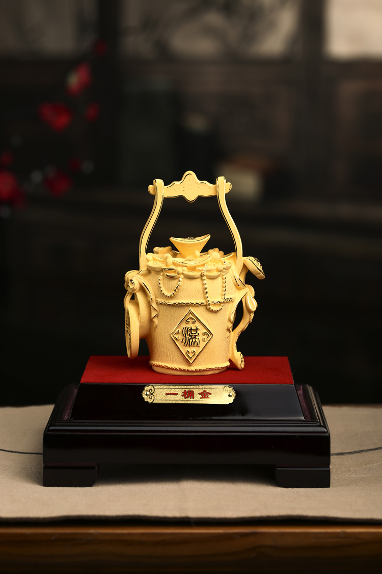 绒沙金一桶金摆件