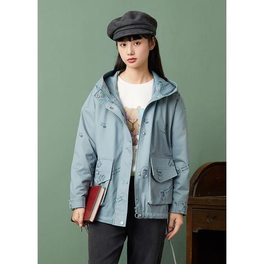 ZIHAN紫涵满版印花短款外套2022年春新款原创设计感连帽抽绳上衣Z2Z01AS150 商品图4