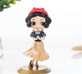 白雪公主站立