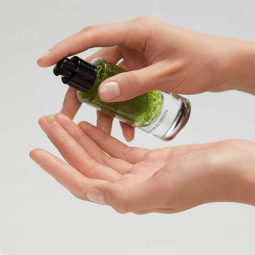 美国阿玛尼黑曜石绿精华30ml 商品图6