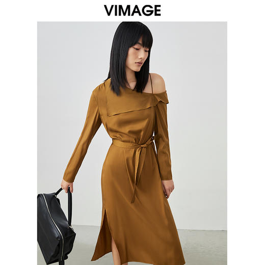 VIMAGE纬漫纪春季新款时尚侧露肩吊带洋气连衣裙V1707309 商品图2