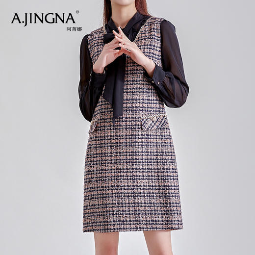 【积分兑换】阿菁娜春季新品V领直筒小香风羊毛连衣裙无袖背心马甲裙A27C103007 商品图2