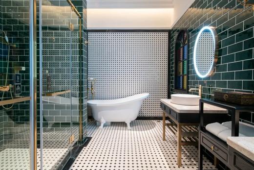 暑假旺季闪促【黑龙滩洲际/英迪格两店通兑 】
🌊IHG旗下奢华酒店·6600㎡无边泳池
✔️暑期周中不加价！纵享夏日清凉之旅 商品图6