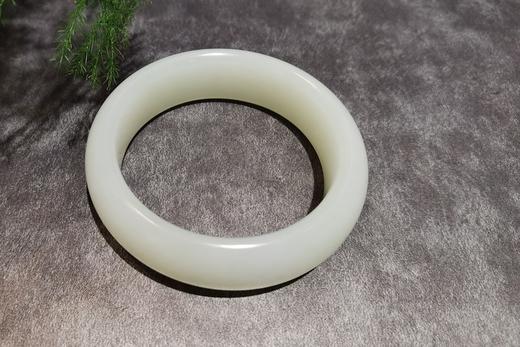 【御珠宫坊·传承系列】羊脂白玉手镯57.8mm 商品图2