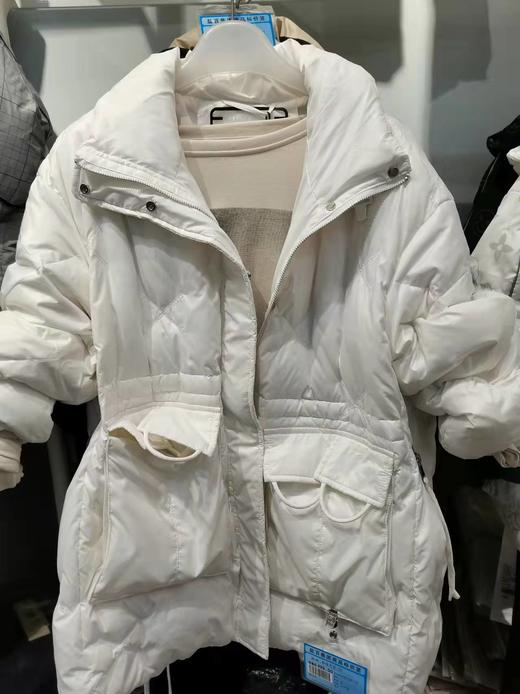 林依芭莎126羽绒服 商品图0