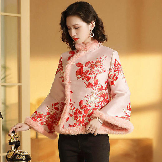 AYK-提花长袖毛边立领夹棉唐装上衣女 商品图0