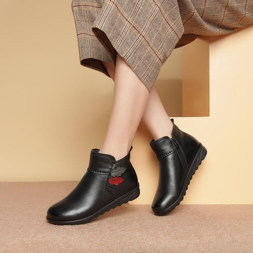 9M809-23信诺奶奶棉鞋女秋冬季防滑真皮加绒中老年人大码软底舒适妈妈皮鞋 商品图3