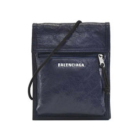 BALENCIAGA 巴黎世家 经典Explorer系列品牌粗体字母烙印小羊皮斜背包 男士单肩包 蓝色 532298 DB505 4611