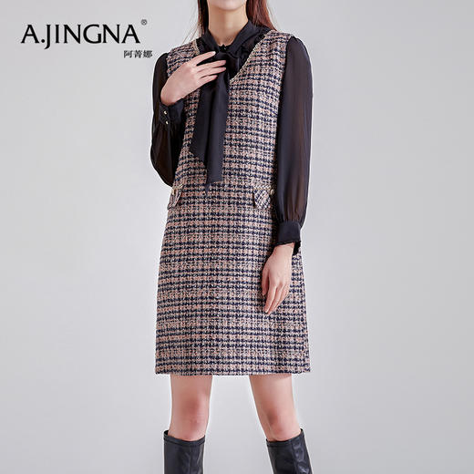 【积分兑换】阿菁娜春季新品V领直筒小香风羊毛连衣裙无袖背心马甲裙A27C103007 商品图1