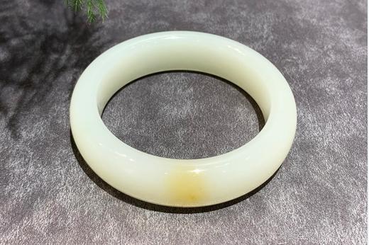 【御珠宫坊·传承系列】羊脂白玉手镯57mm 商品图1