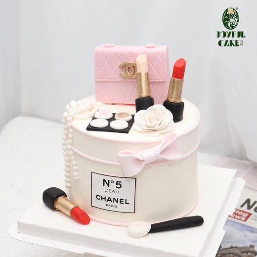 小香奶翻糖定制蛋糕 商品图3