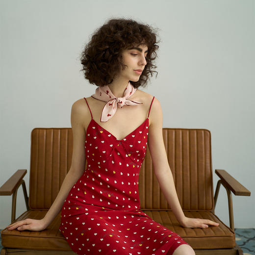 双成记桃心印花真丝双绉小方巾 商品图4