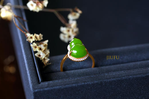 18K玫瑰金和田玉（碧玉）满钻葫芦戒指  (圈口请备注留言) 商品图3