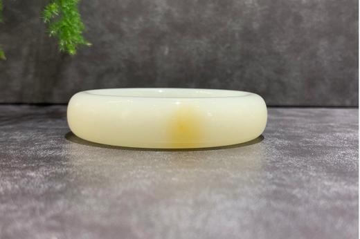 【御珠宫坊·传承系列】羊脂白玉手镯57mm 商品图2