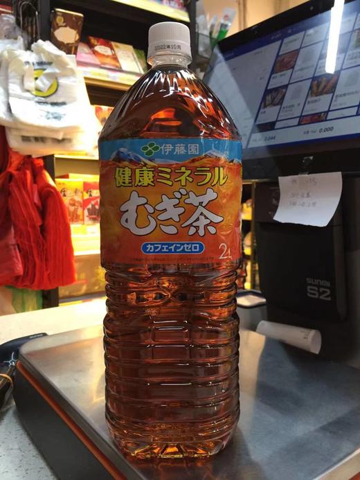 伊藤园矿物大麦茶2L 商品图0
