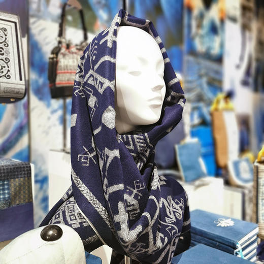 深山集市 黎锦蛙纹围巾190cm*62cm 商品图1