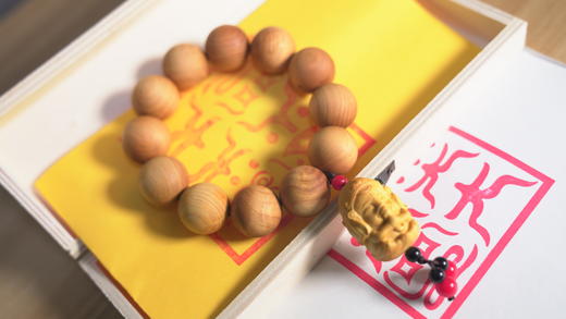 【六牙白象】加持药用崖柏木12颗手串六牙白象系列款崖柏木安神助眠【助力健康、家庭】 商品图1