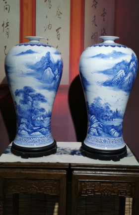 谢德标：山水梅瓶