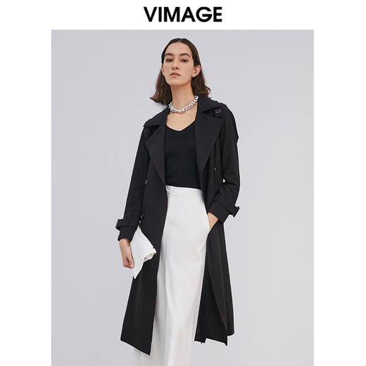 VIMAGE纬漫纪女装翻领经典显瘦收腰长款风衣外套VC2004006 商品图3