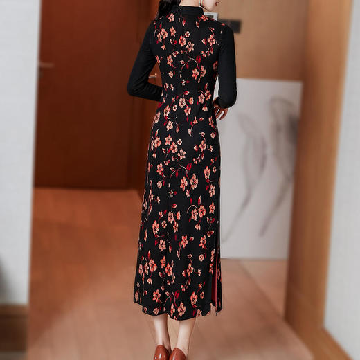 SSGS-42279秋冬配大衣时尚气质改良旗袍印花显瘦长袖针织连衣裙 商品图1