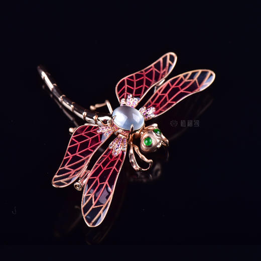 【一飞冲天】粉蜻蜓白蛋胸针-XZ12102009 商品图0