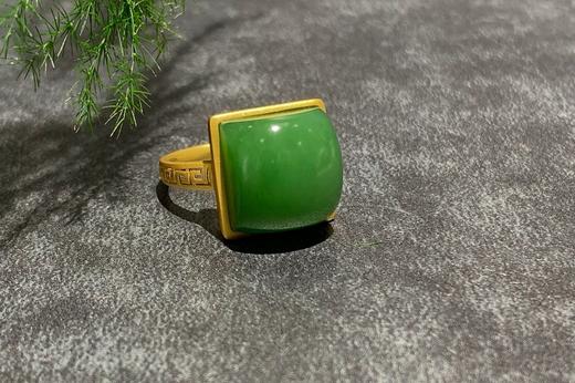 【御珠宫坊】金镶碧玉戒指 商品图0