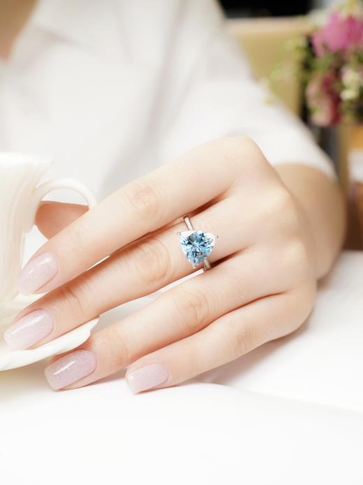 18K金三角海蓝宝石戒指 商品图2