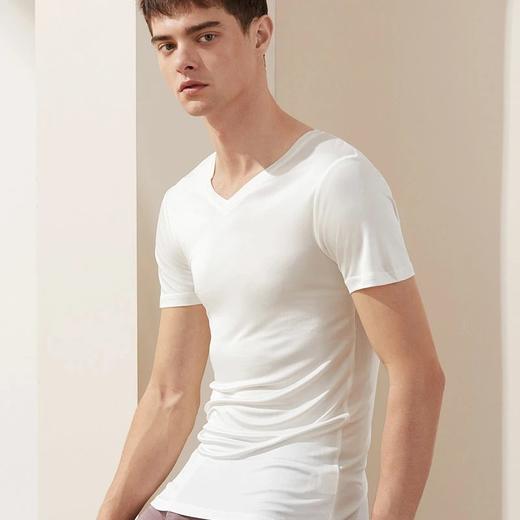 金三塔真丝男士V领短袖T恤纯色100%桑蚕丝男士上衣 1NZMAB740 商品图2