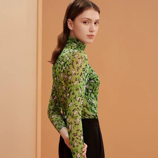 金三塔[裸感舒适] 真丝高领网眼印花打底上衣女桑蚕丝保暖打底衫 NZFBC721 商品图3