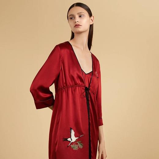 金三塔新品 真丝睡袍女100%桑蚕丝绣花可外穿睡衣家居服  YSFAC101 商品图1
