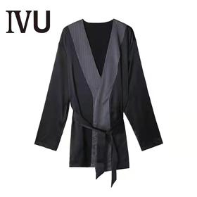 安莉芳旗下IVU薄款桑蚕丝和服式系带睡衣上装男士家居服UL00020