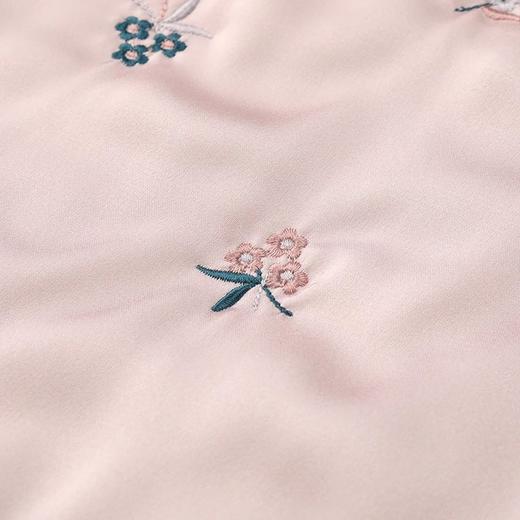 金三塔保暖背心女士秋冬手工丝绵拉制绗缝刺绣100%桑蚕丝填充马甲 NSFBD733 商品图3