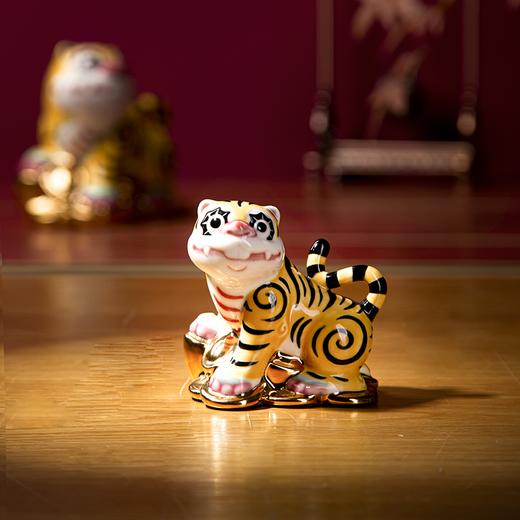 【车载摆件】福虎生风摆件 商品图0