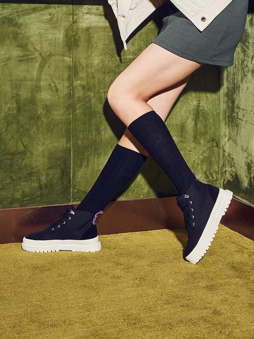 istep新款女鞋马丁靴女工装风马丁靴韩版厚底学生休闲鞋 商品图2