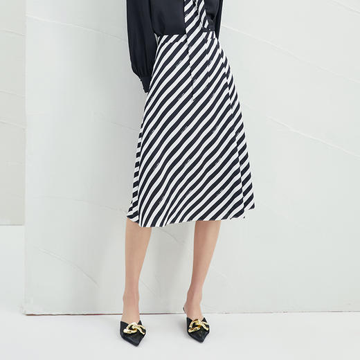 EITIE 爱特爱6506208半裙 商品图2