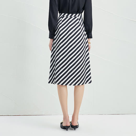 EITIE 爱特爱6506208半裙 商品图4