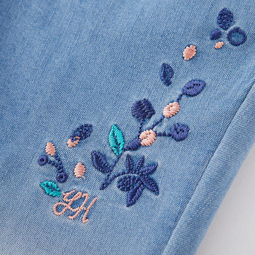 英氏女童牛仔裤儿童渐变刺绣时尚裤子超萌长裤22新品YRKCJ12189A 商品图2