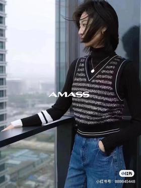 3楼阿玛施AMASS服饰黑色拼接马甲